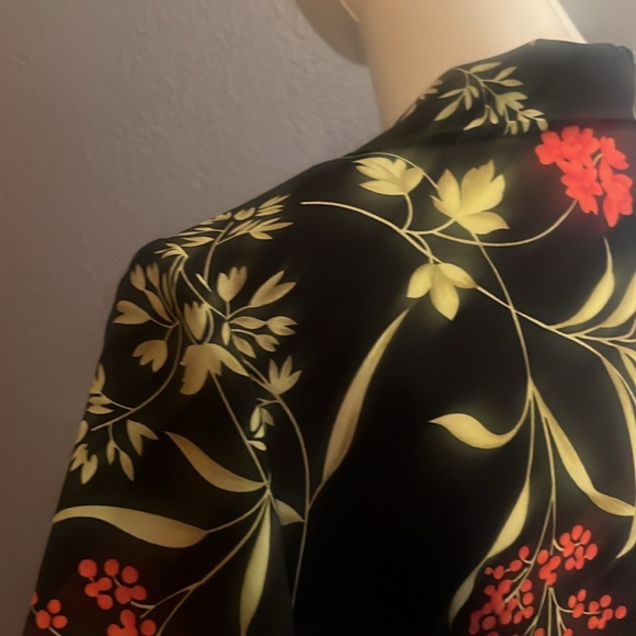 Jaclyn Smith Blouse - Picture 13 of 15